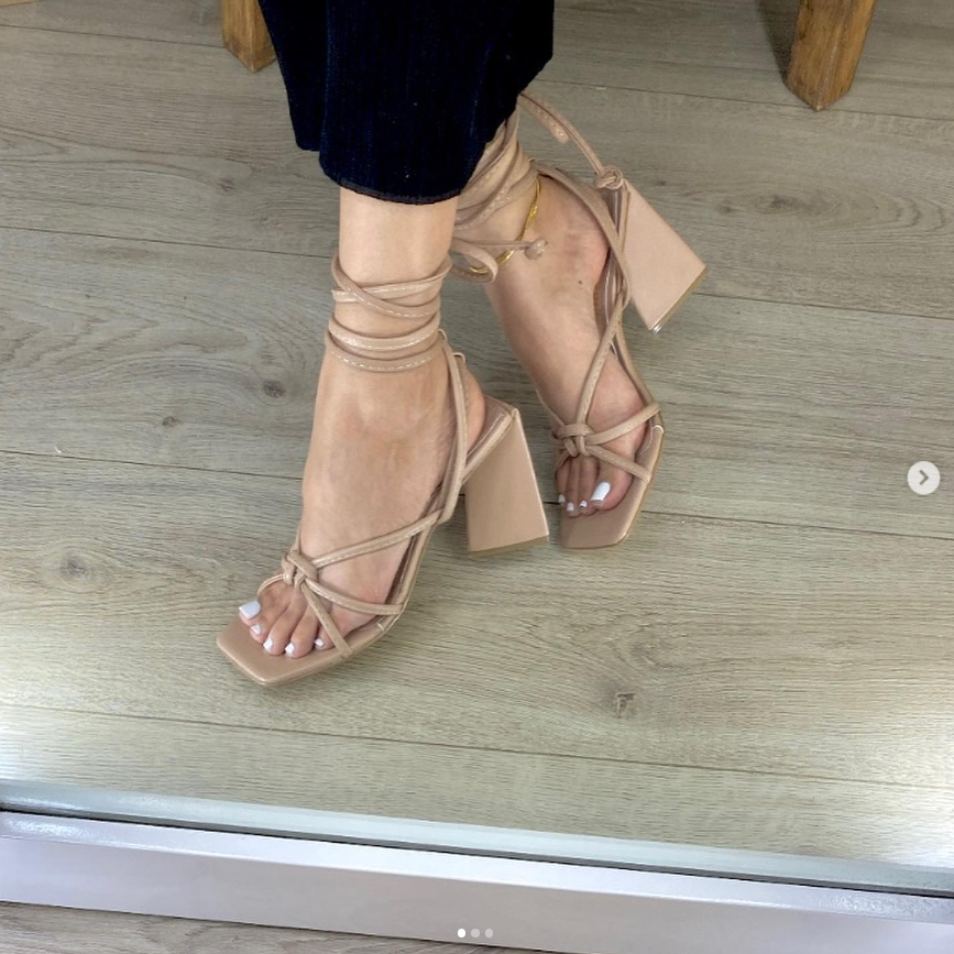 Tacones Eiza Maquillaje