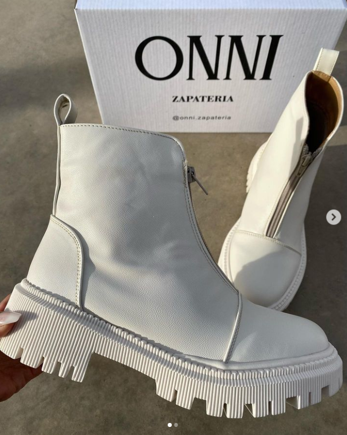 Botas Combat Priscila Latte