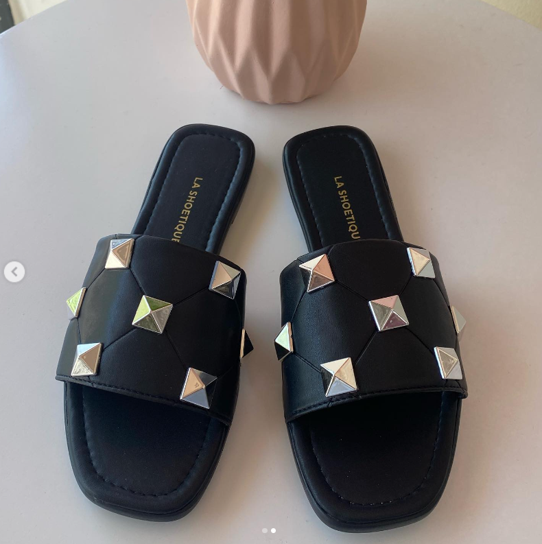 Sandalias Luna Negro con Estoperoles