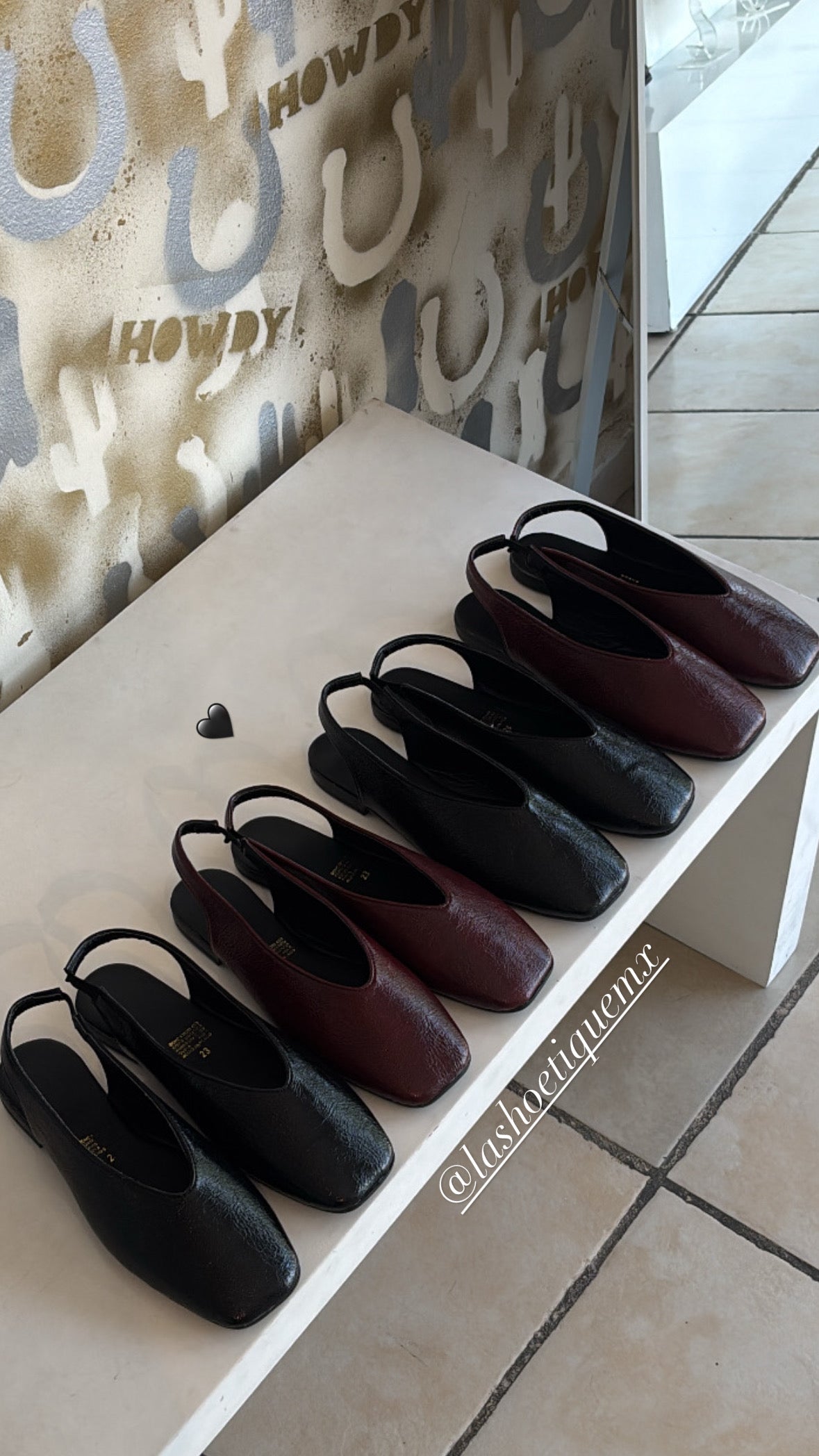 Flats Patricia Negro