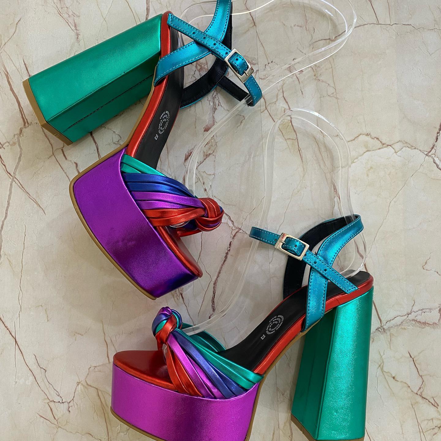 Plataforma Onni - Multicolor Metalico