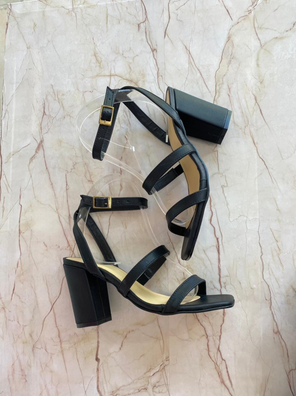 Tacones Melany Negro