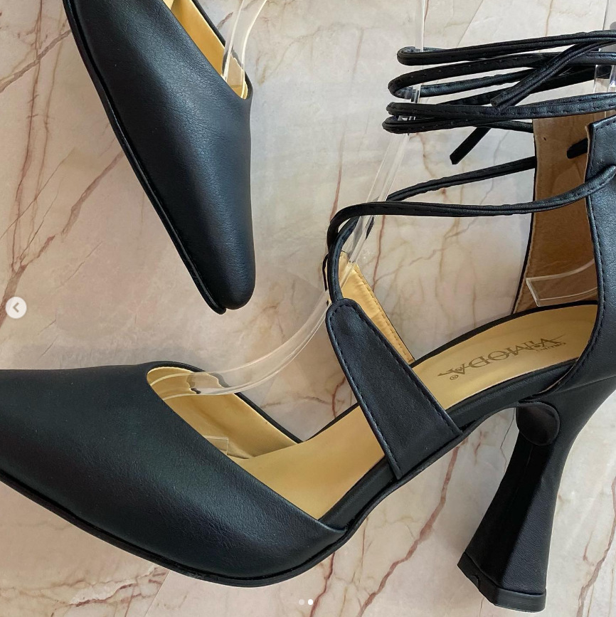 Tacones Olivia Negro Lace-Up