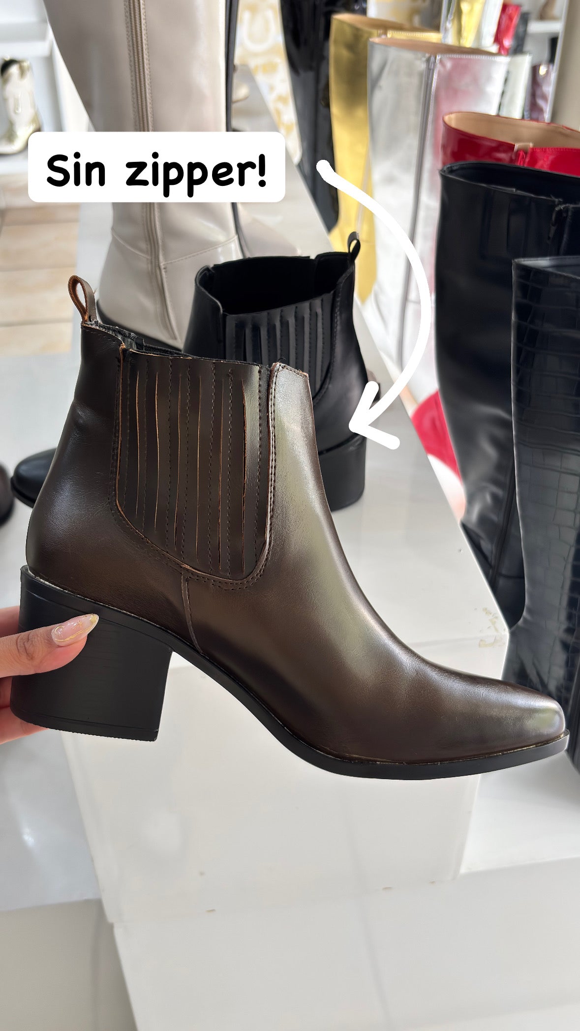 Botin Amber Café