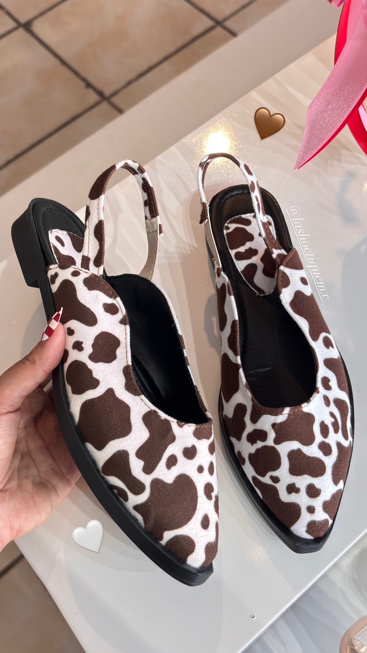 Flats Avril Cow Print