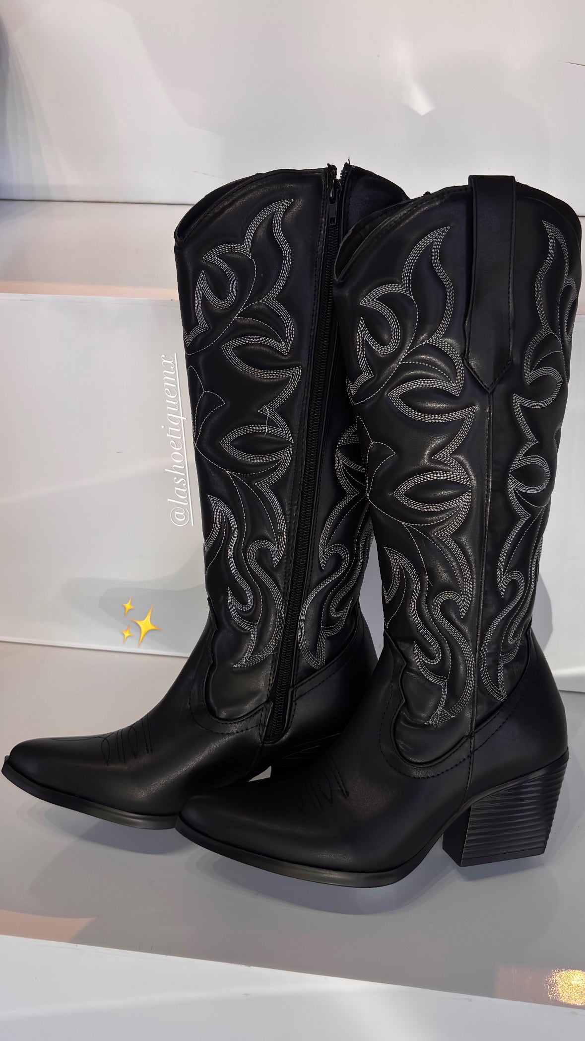 Vaqueras Tahoe Negro
